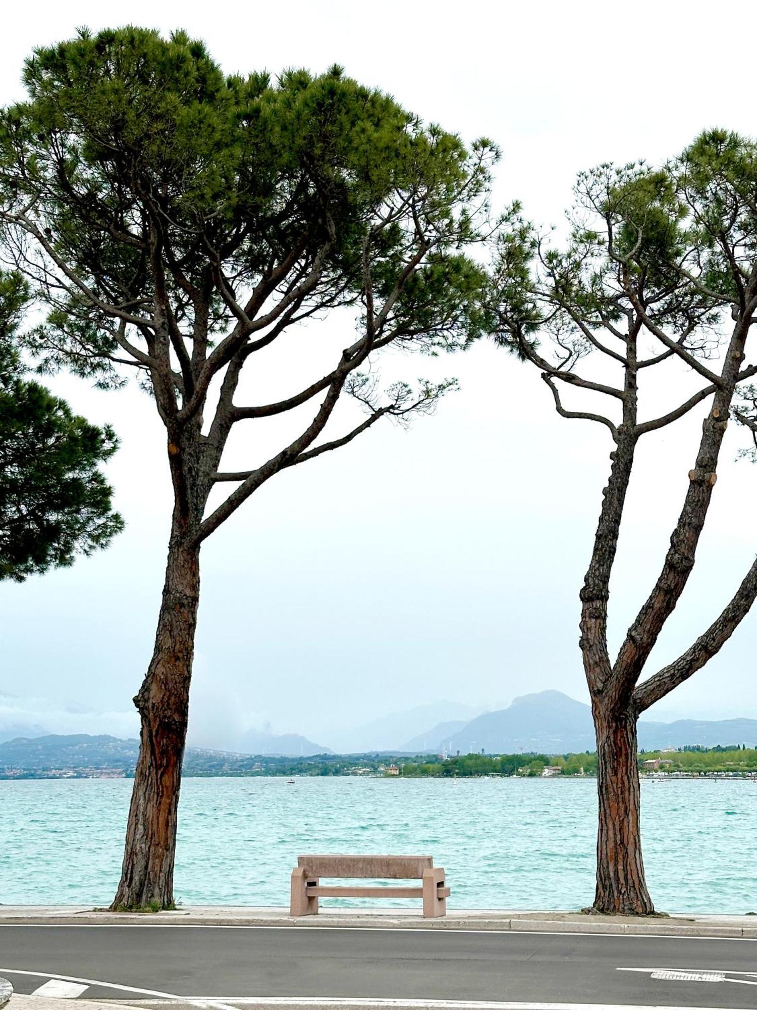Villa 70 Peschiera del Garda Eksteriør bilde
